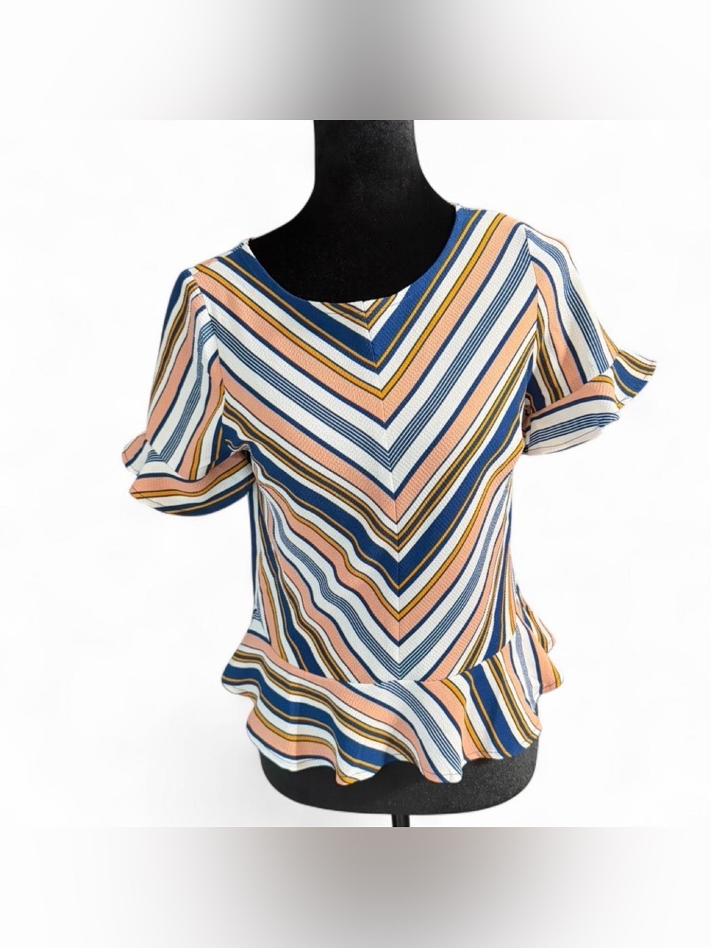 Monteau Los Angeles NWT Striped Peplum Blouse Size Small Flutter Sleeve Chevron - Picture 2 of 6